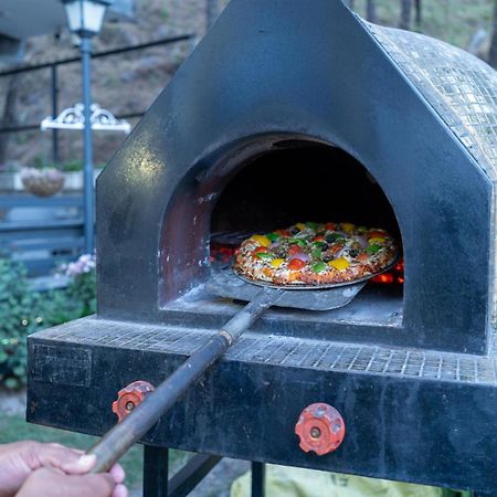 קסאולי Stayvista At Floradale W Jacuzzi & Wood-Fire Pizza מראה חיצוני תמונה